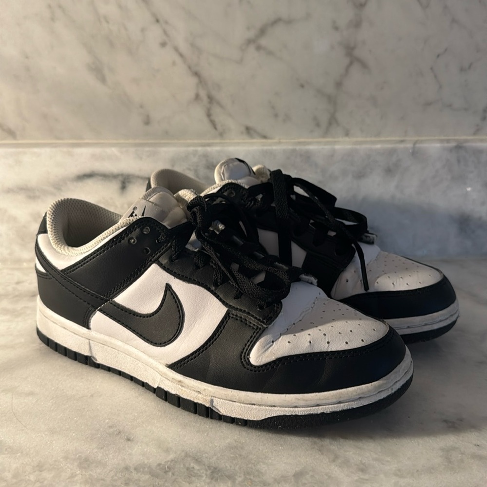 Nike Dunk Low in White/White/Black Size 5.5